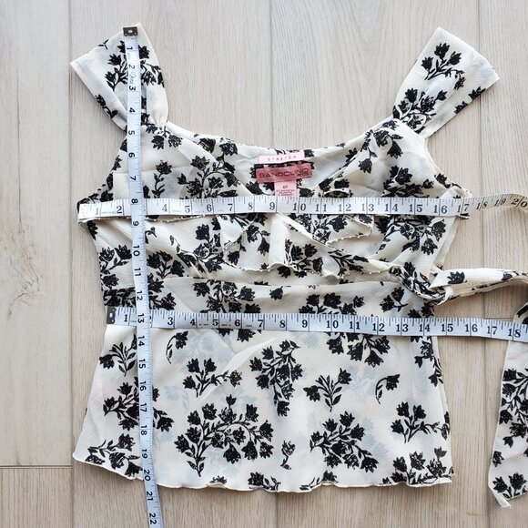 Bandolino White and black floral print top - Picture 9 of 9